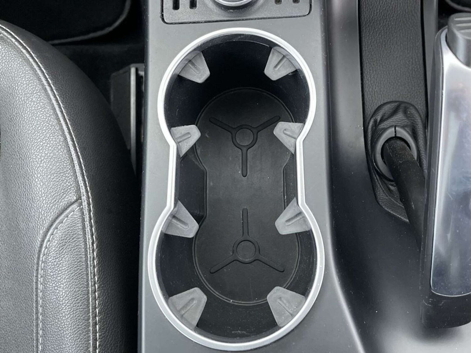 Used Ford Kuga 2013 for sale - 77583923: Photo 45