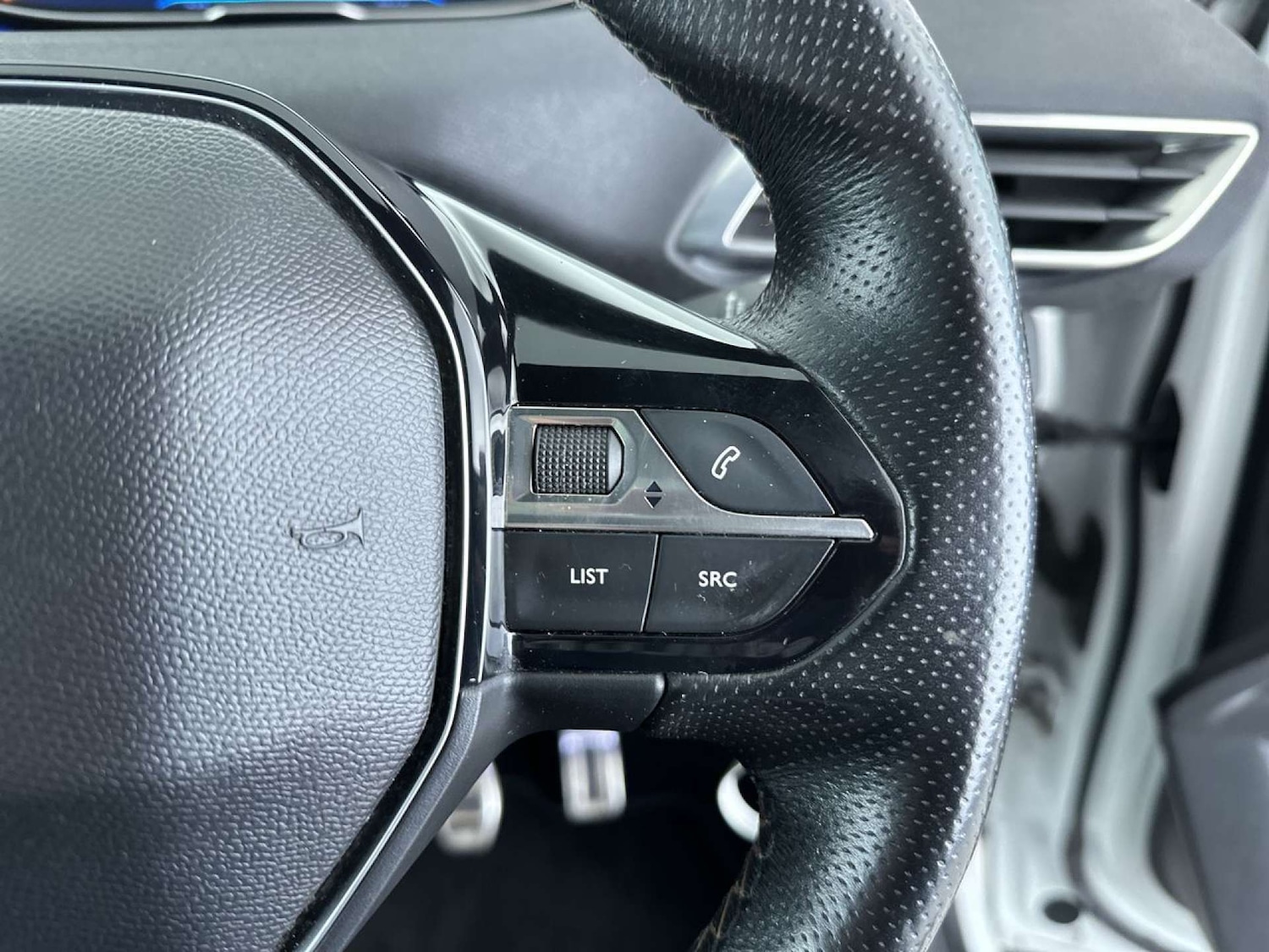 Used Peugeot 3008 2018 for sale - 77953400: Photo 54