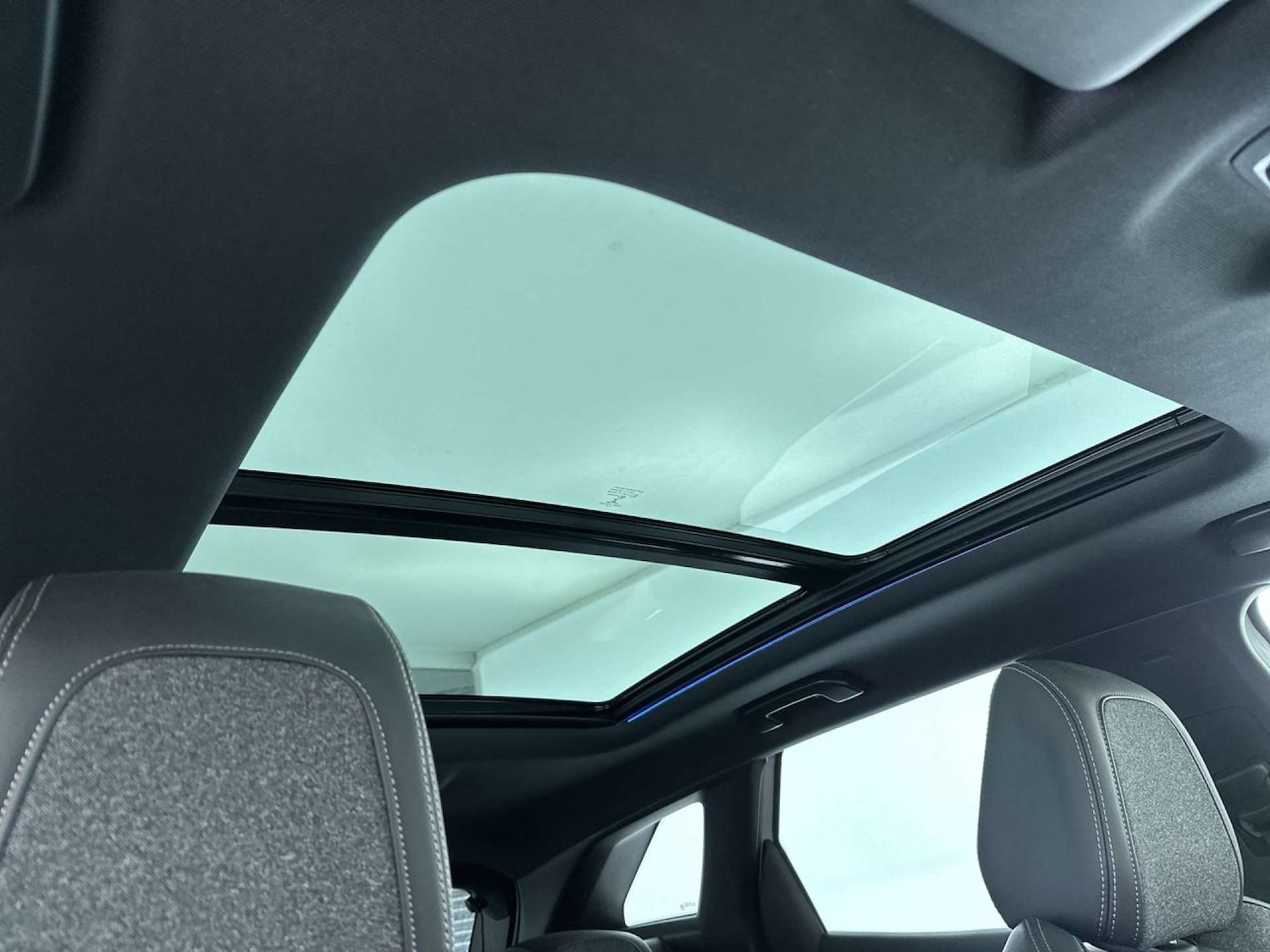 Used Peugeot 3008 2018 for sale - 77953400: Photo 57