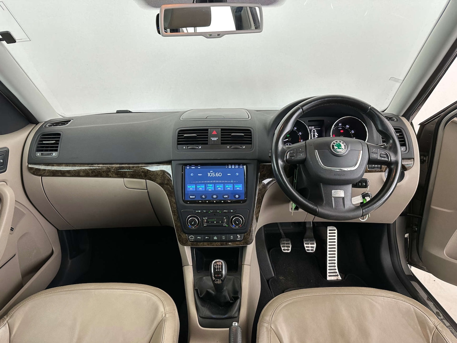 Used Skoda Yeti 2011 for sale - 77967957: Photo 10