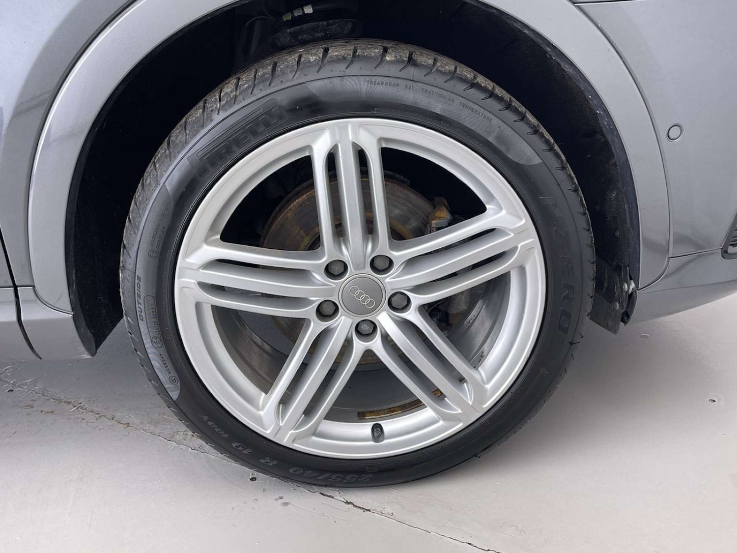 Used Audi Q3 2015 for sale - 76735807: Photo 24