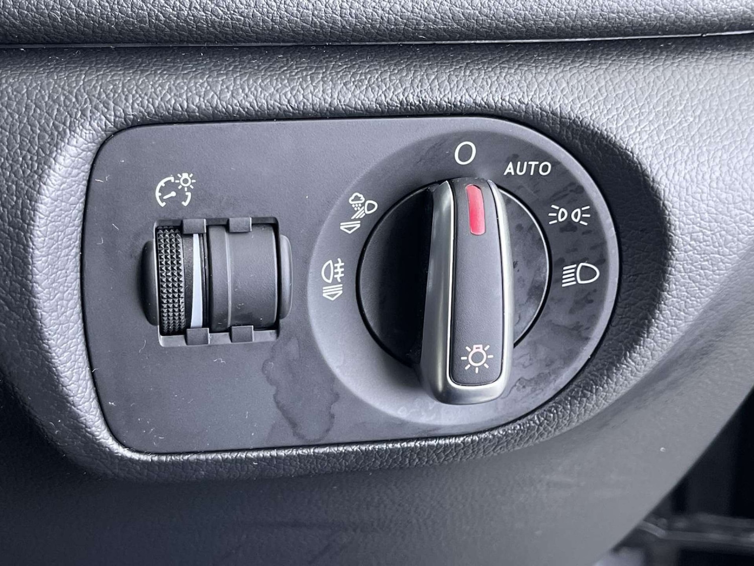 Used Audi Q3 2015 for sale - 76735807: Photo 49