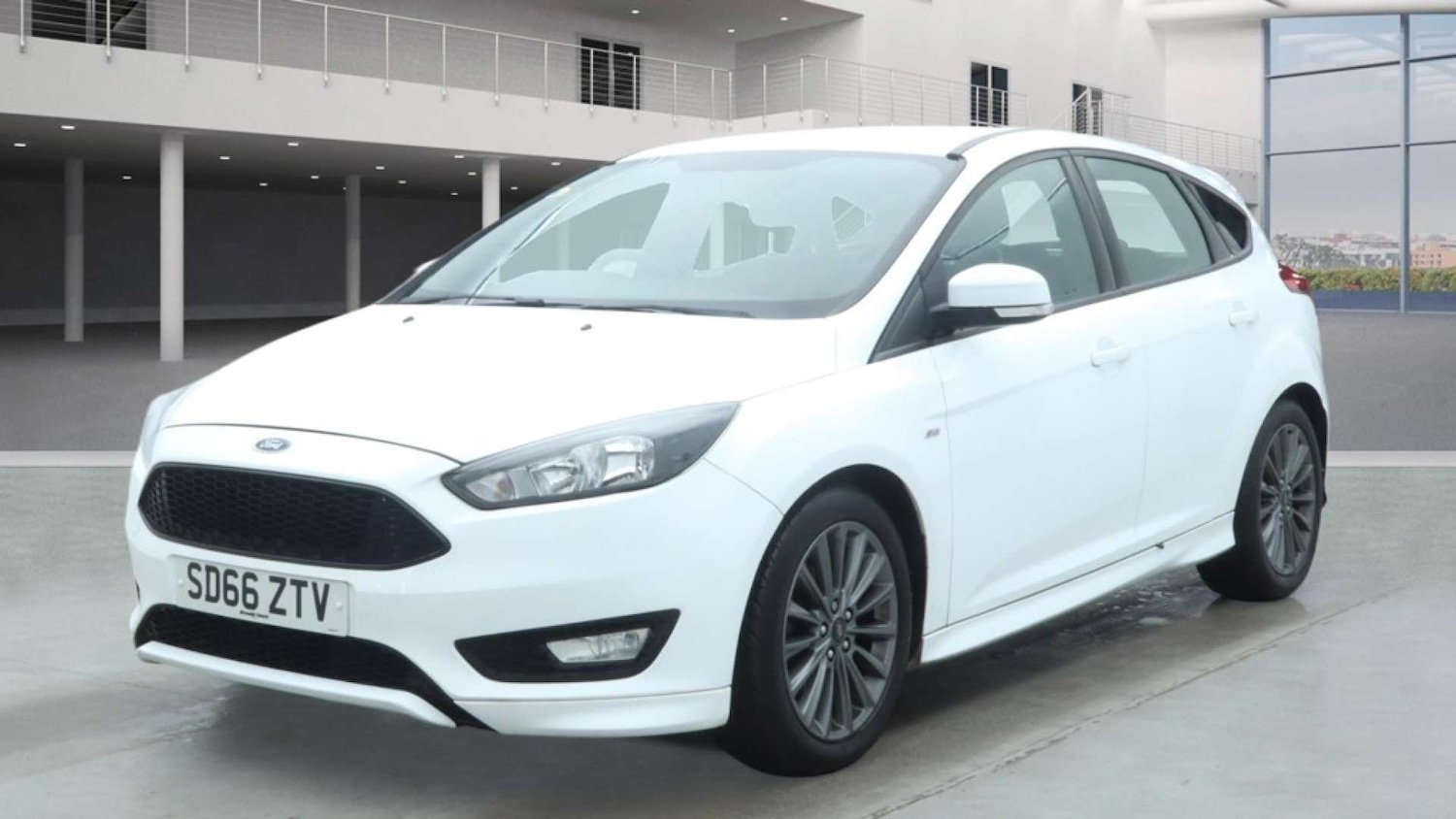 Used Ford Focus 2017 for sale - 77283213: Photo 2