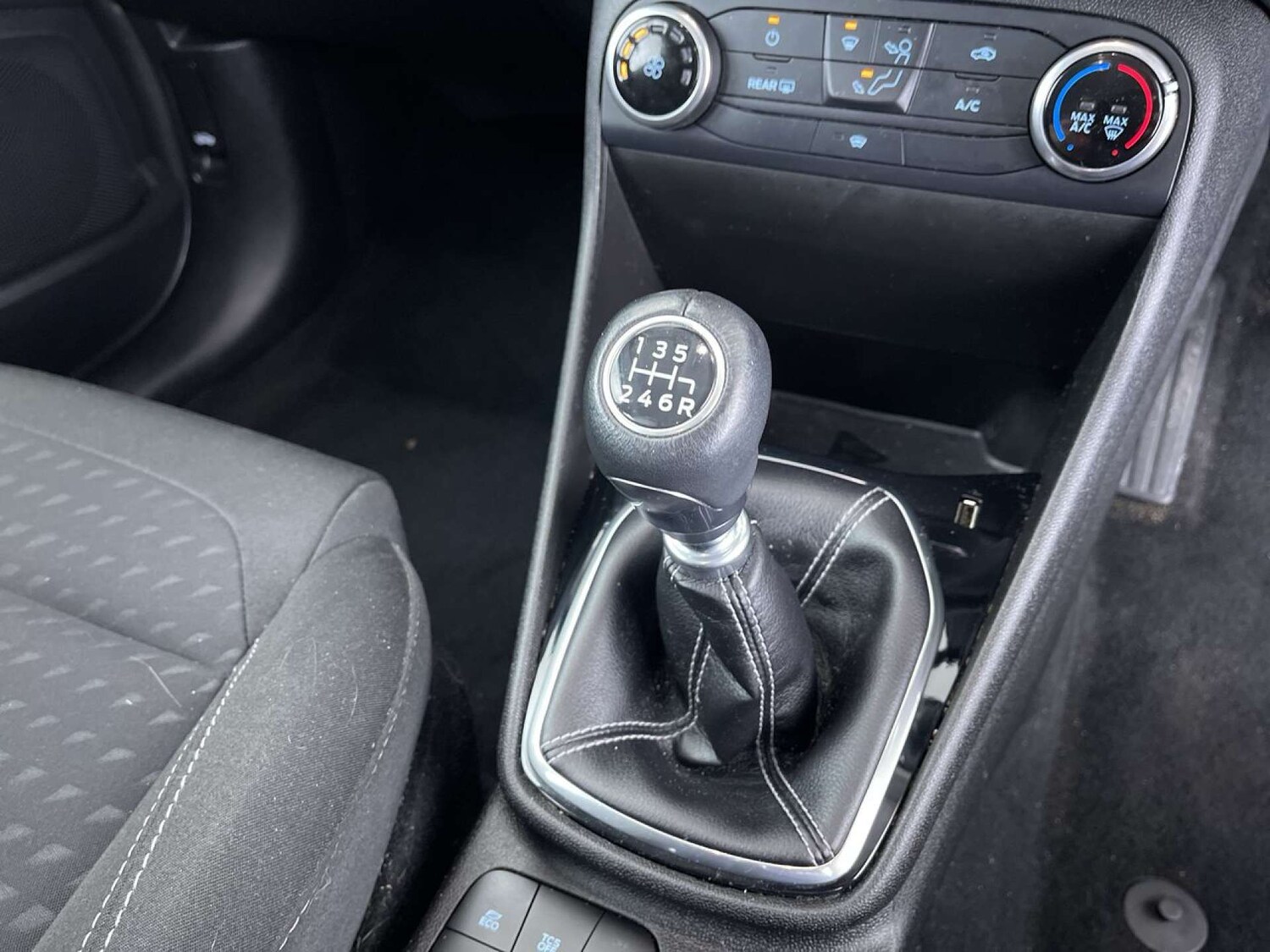 Used Ford Fiesta 2019 for sale - 76854628: Photo 47