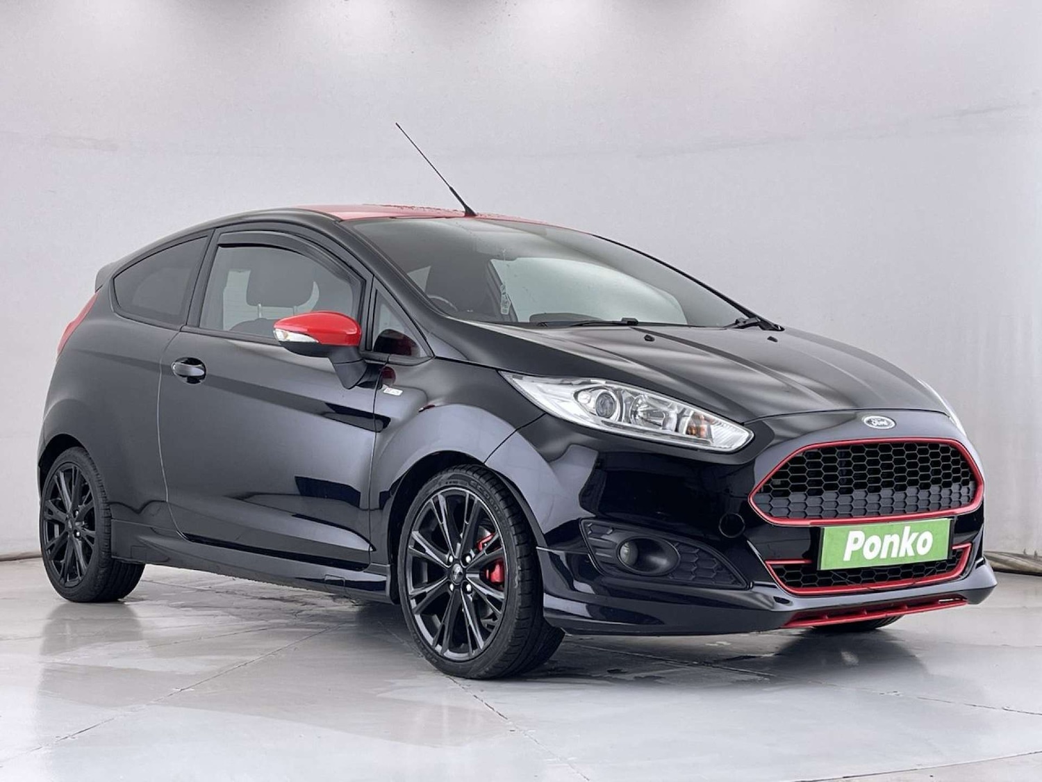 Used Ford Fiesta 2016 for sale - 76385772: Photo 1