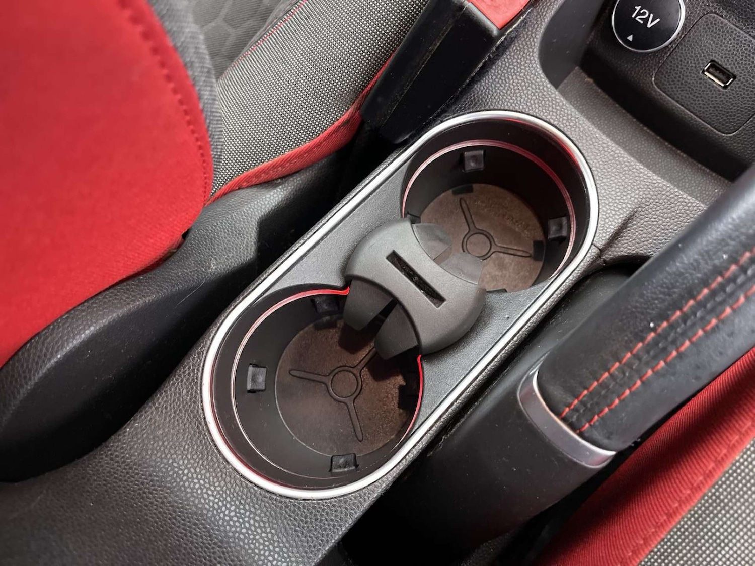 Used Ford Fiesta 2016 for sale - 76385772: Photo 46