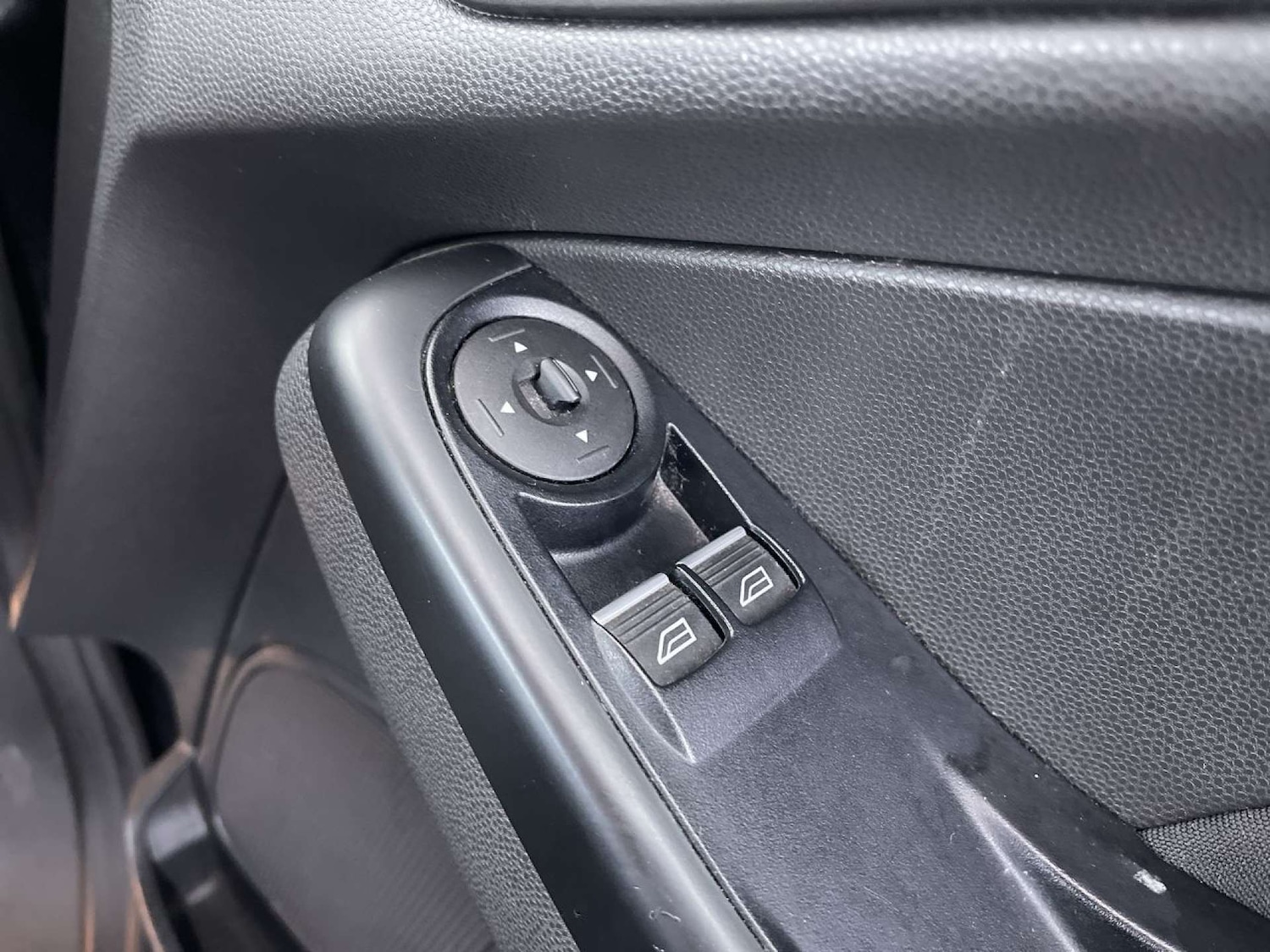 Used Ford Fiesta 2016 for sale - 76385772: Photo 48