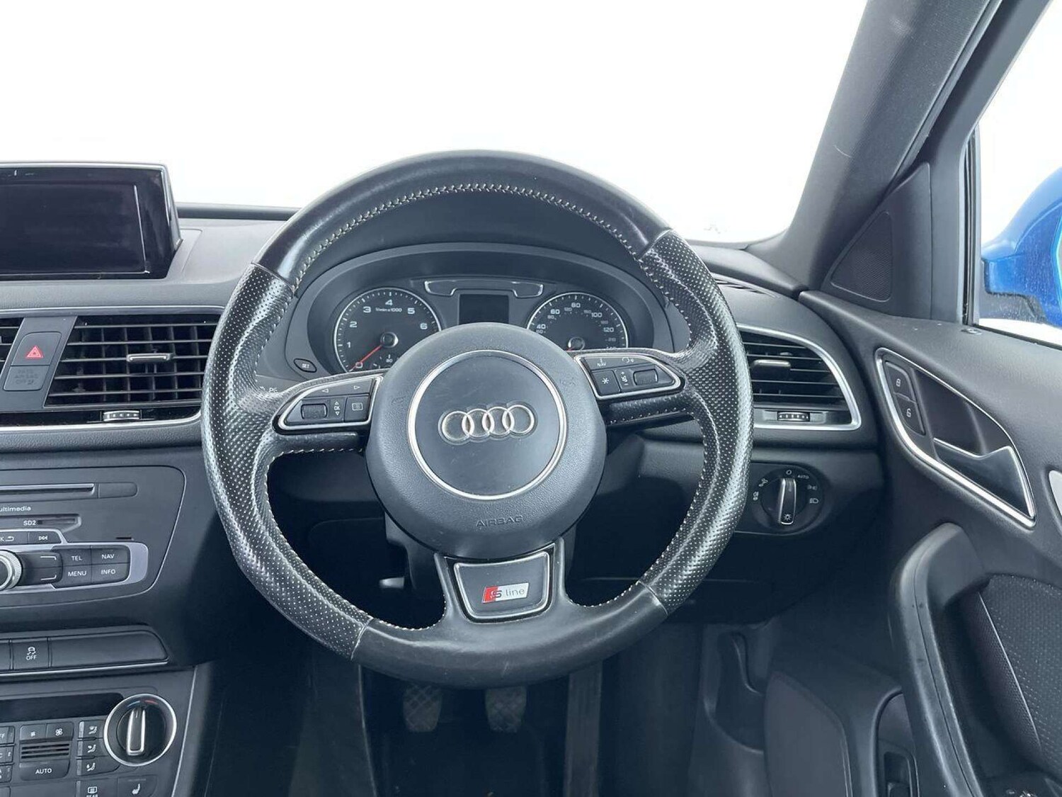 Used Audi Q3 2015 for sale - 76005108: Photo 36