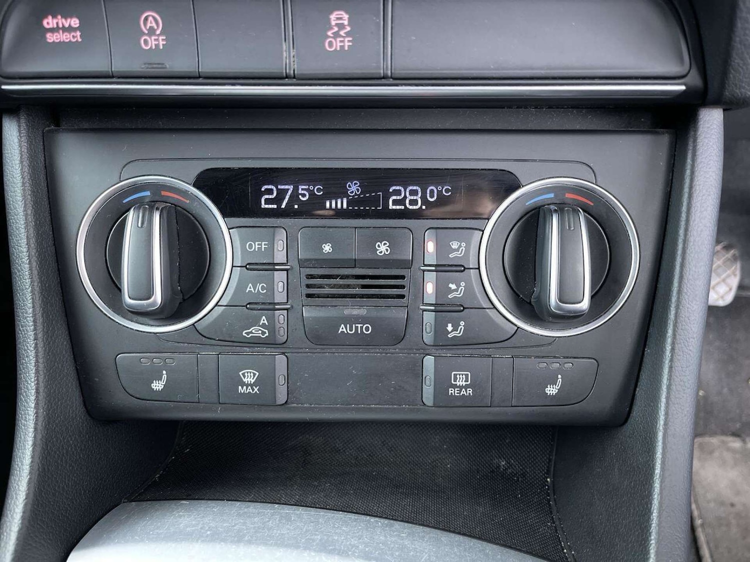 Used Audi Q3 2015 for sale - 76005108: Photo 43