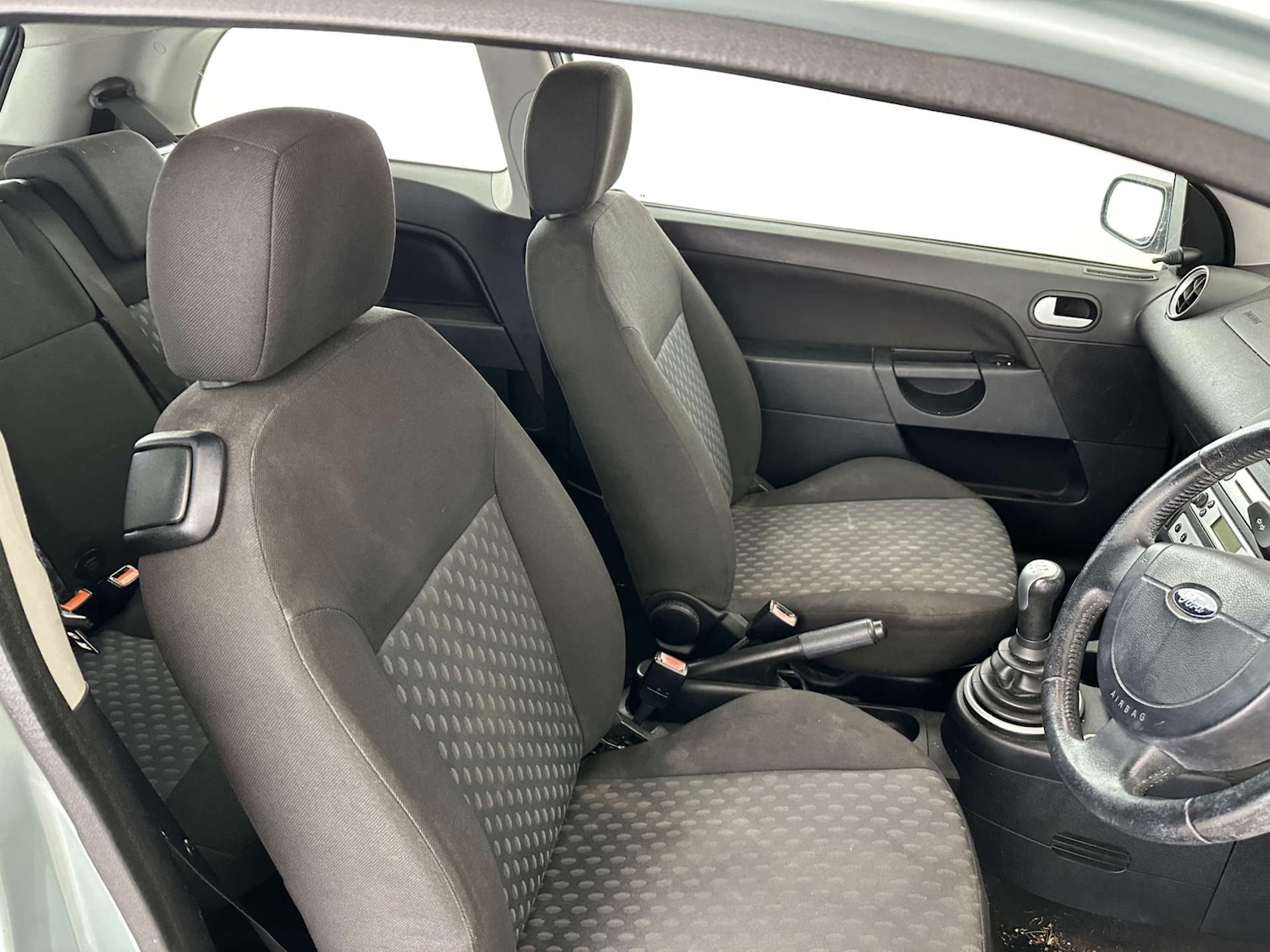 Used Ford Fiesta 2005 for sale - 77697454: Photo 8