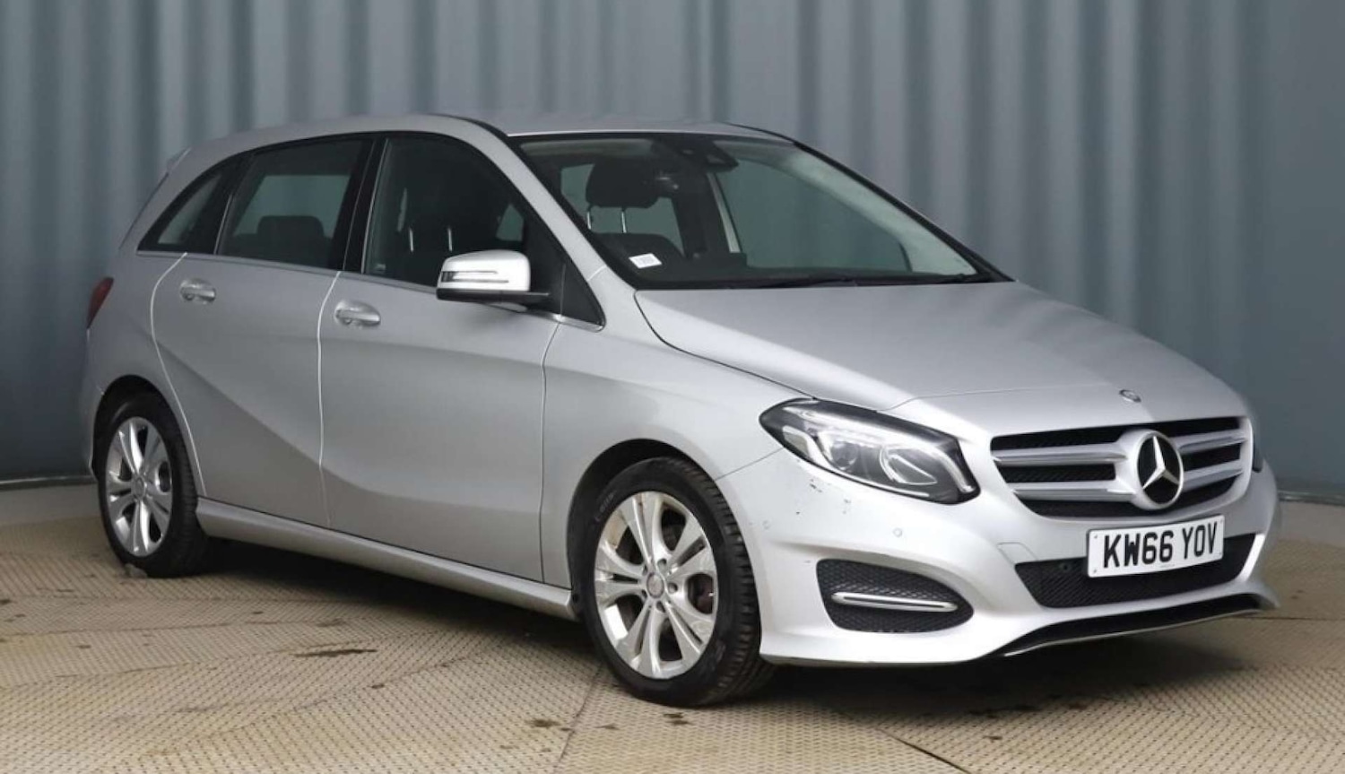 Used Mercedes-Benz B Class 2017 for sale - 78083591: Photo 1