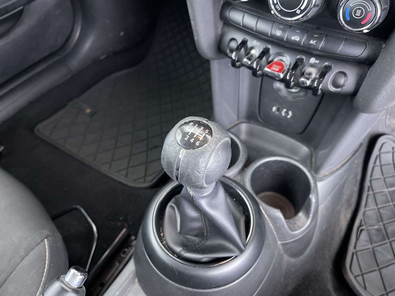 Used MINI Hatch 2017 for sale - 76127595: Photo 43