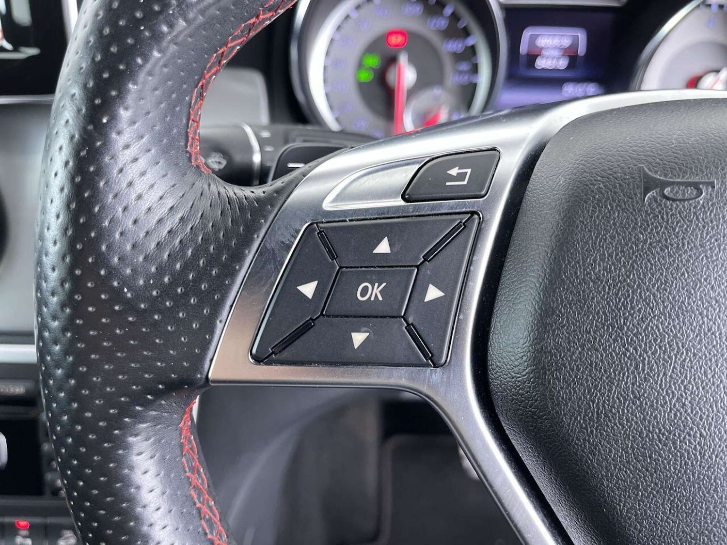 Used Mercedes-Benz GLA 2015 for sale - 76481442: Photo 49