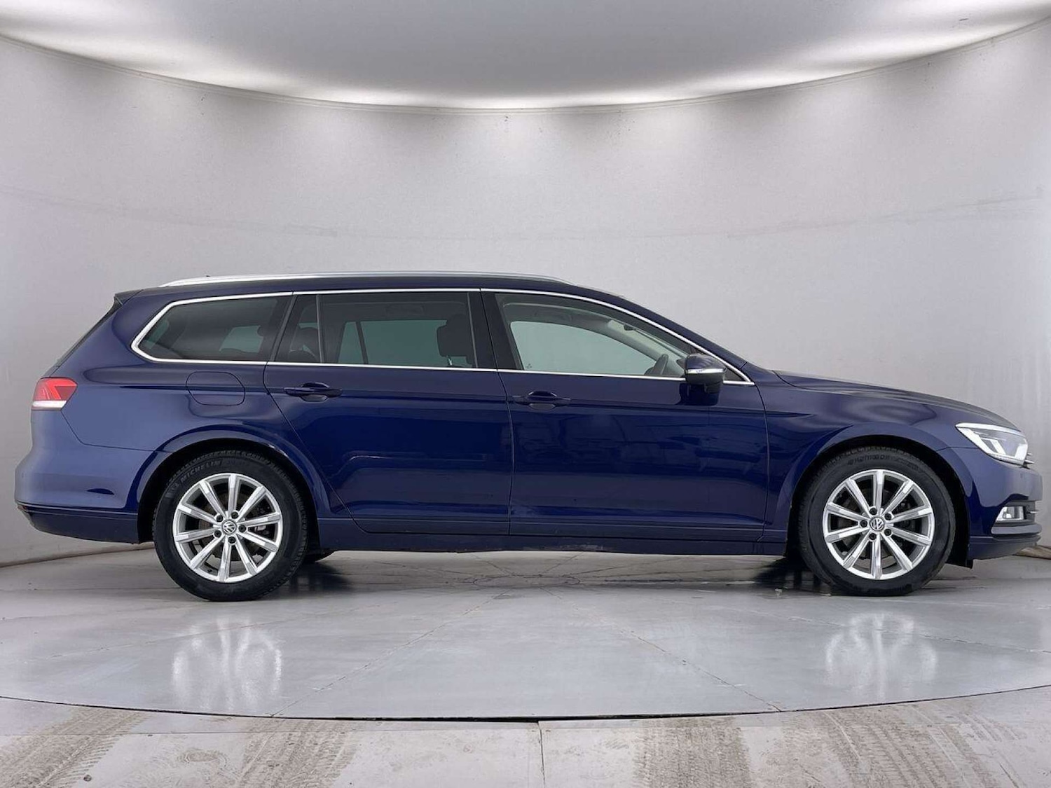 Used Volkswagen Passat 2019 for sale - 76009009: Photo 15