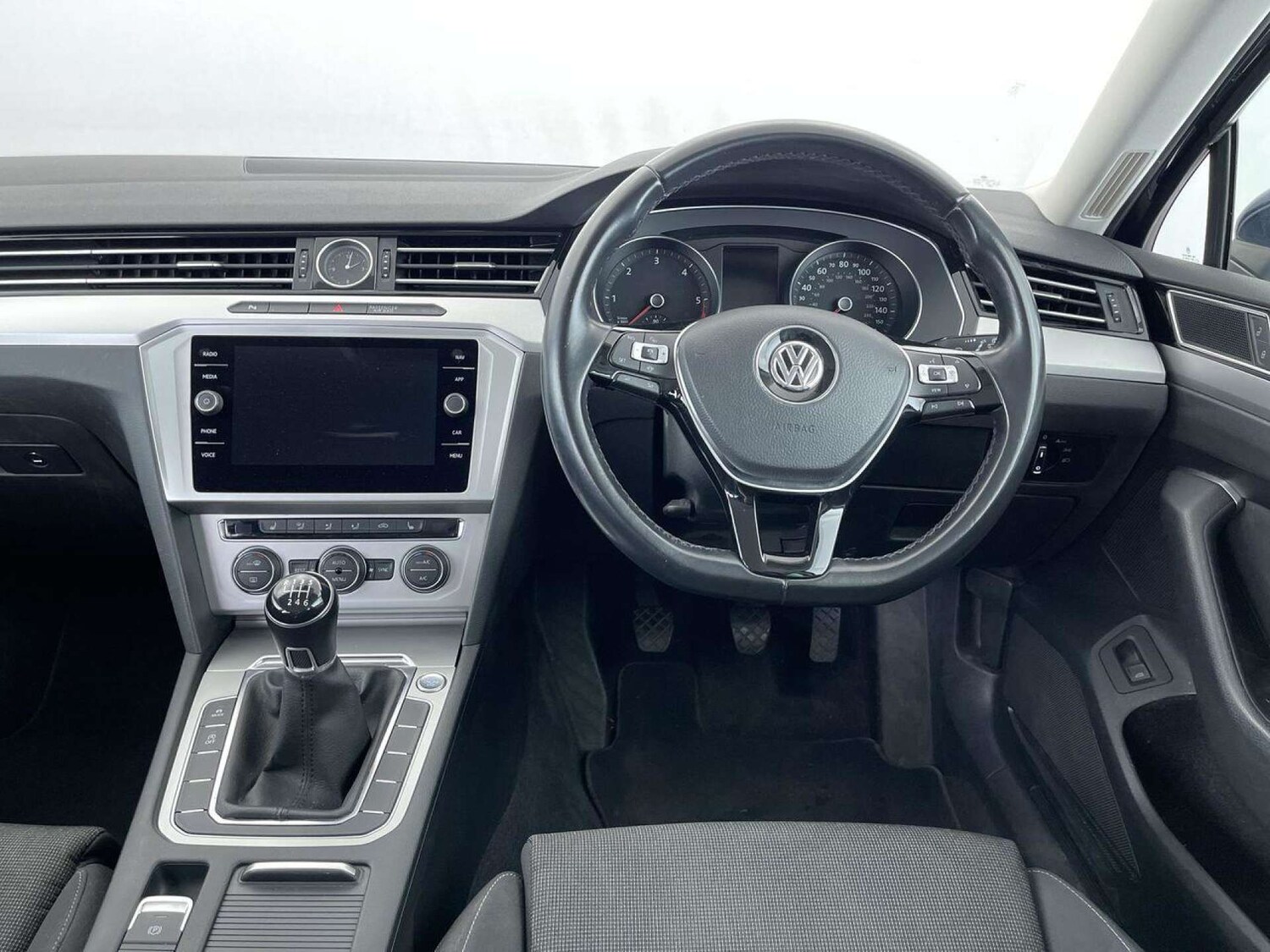 Used Volkswagen Passat 2019 for sale - 76009009: Photo 35
