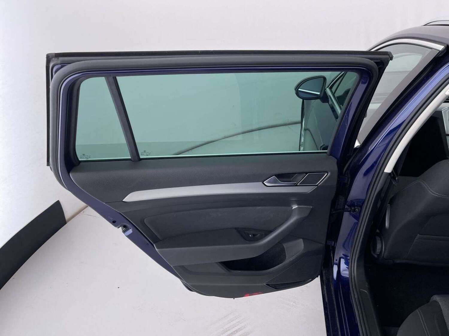 Used Volkswagen Passat 2019 for sale - 76009009: Photo 85