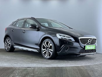 Used Volvo V40 2019 for sale - 79559677: Photo