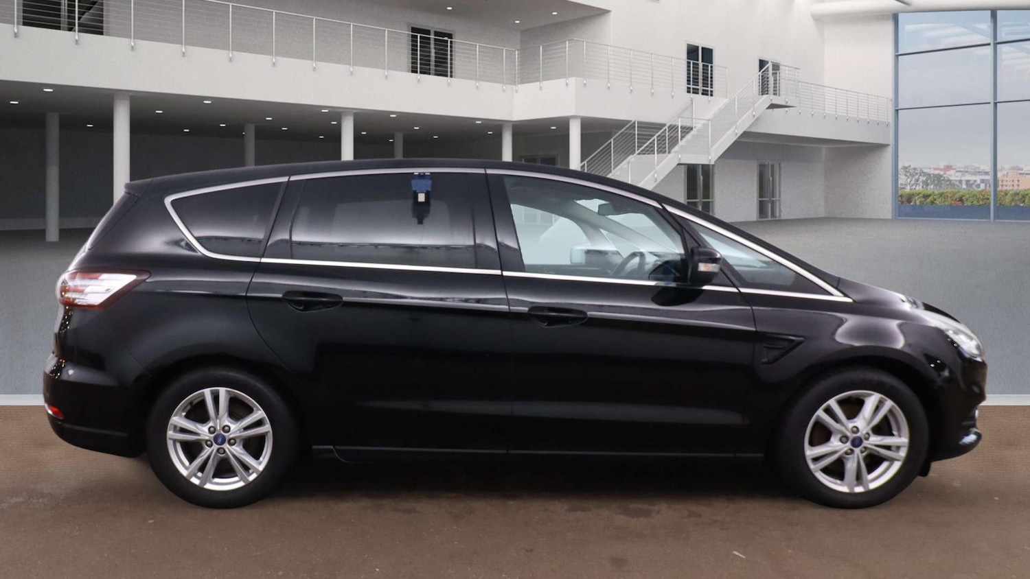 Used Ford S-Max 2016 for sale - 77032797: Photo 5