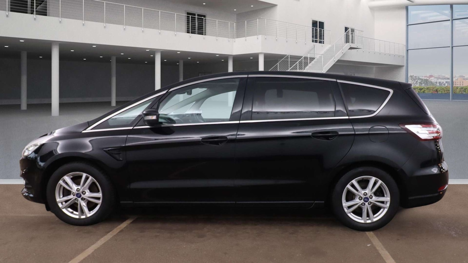 Used Ford S-Max 2016 for sale - 77032797: Photo 6