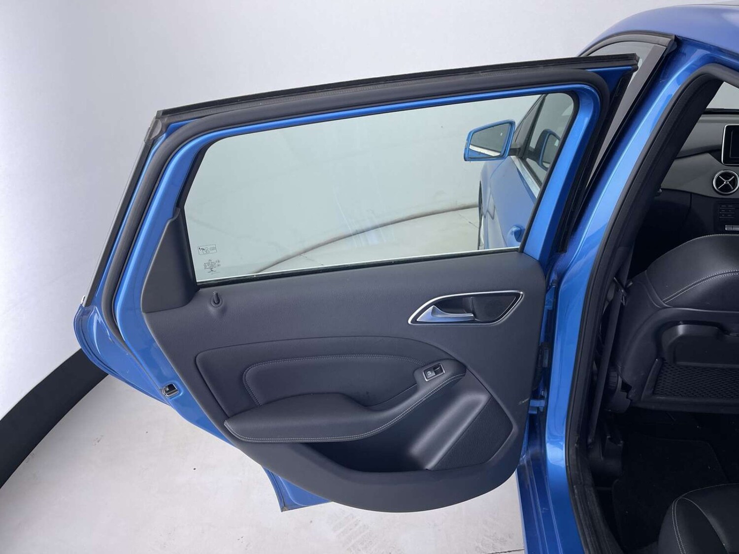 Used Mercedes-Benz B Class 2015 for sale - 76252734: Photo 27