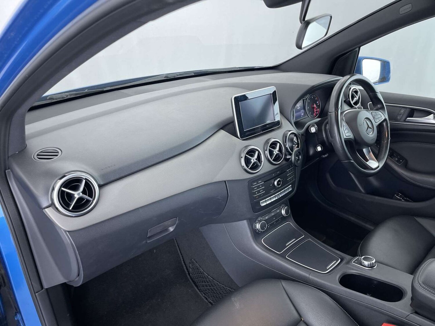 Used Mercedes-Benz B Class 2015 for sale - 76252734: Photo 31