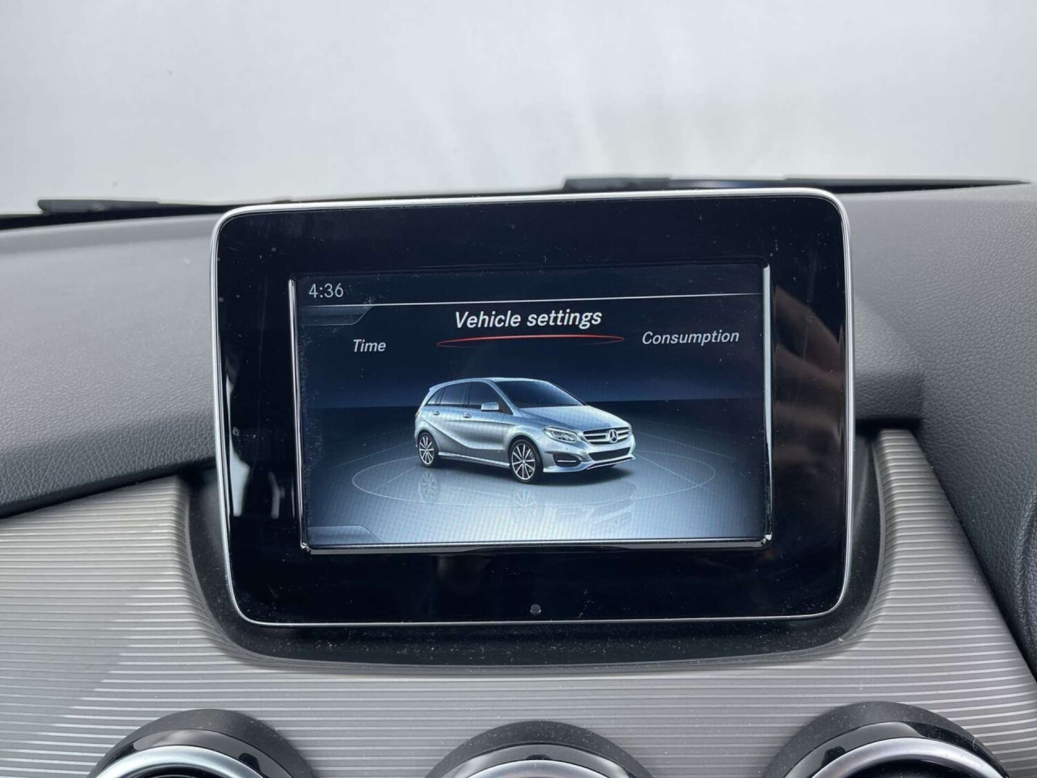 Used Mercedes-Benz B Class 2015 for sale - 76252734: Photo 39