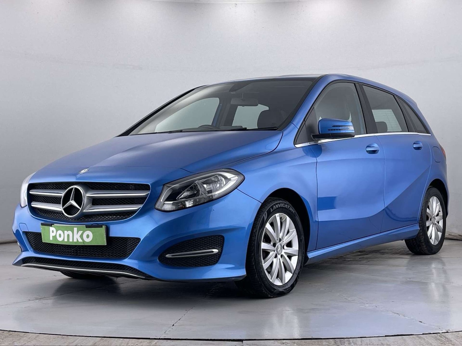 Used Mercedes-Benz B Class 2015 for sale - 76252734: Photo 4