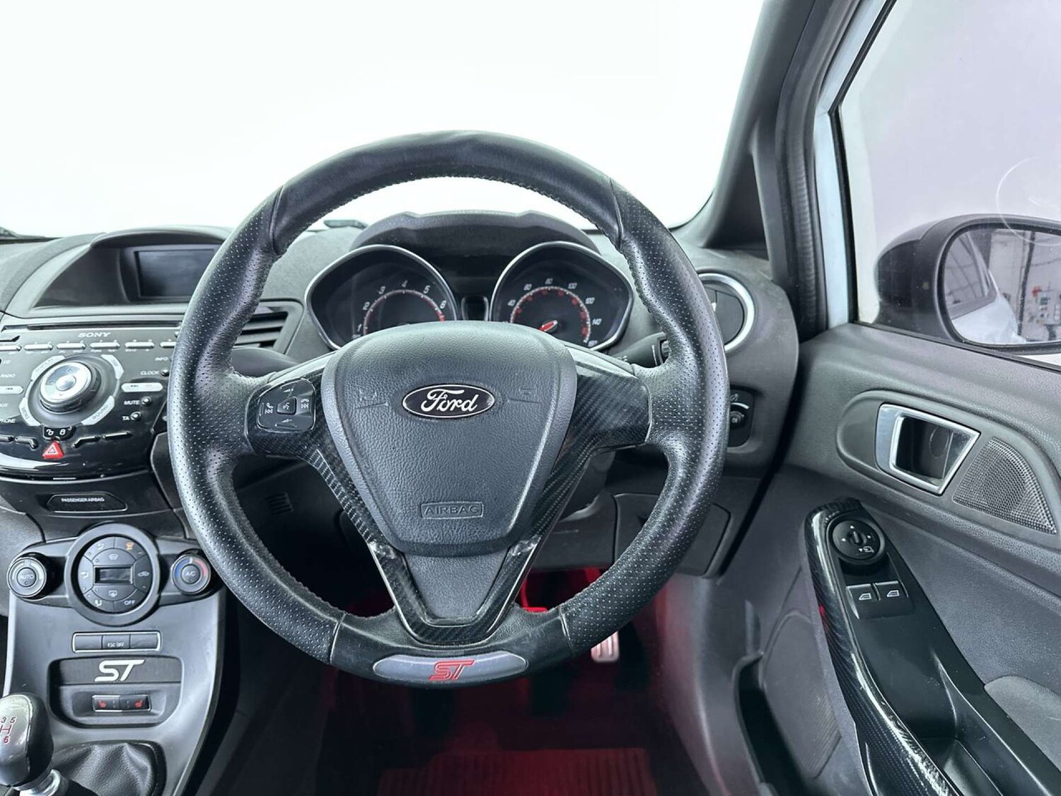 Used Ford Fiesta 2015 for sale - 78162727: Photo 34