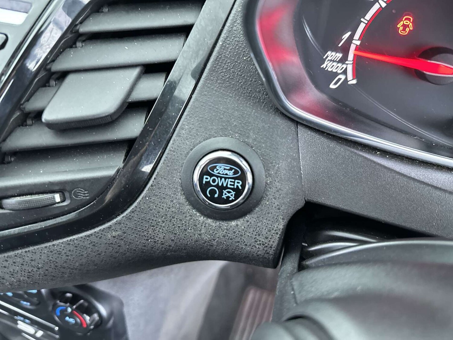 Used Ford Fiesta 2015 for sale - 78162727: Photo 42