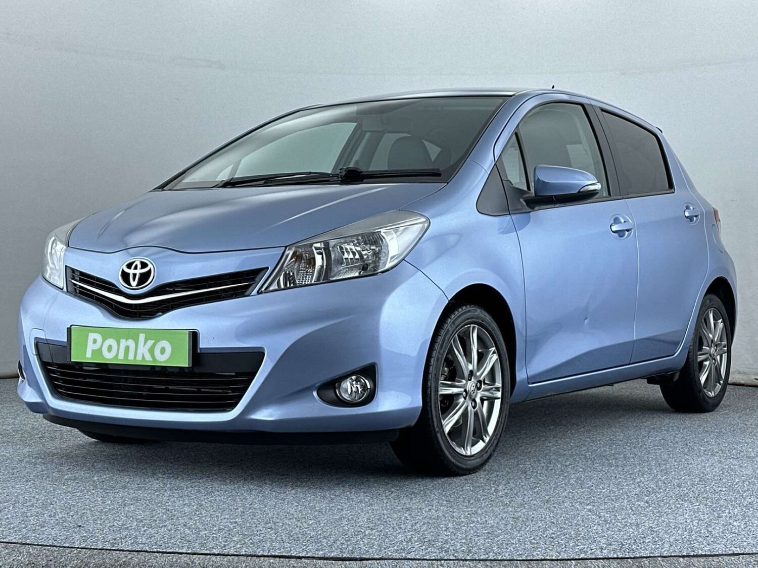Used Toyota Yaris 2013 for sale - 77983788: Photo 4