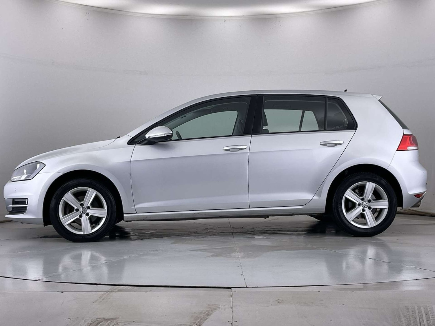 Used Volkswagen Golf 2015 for sale - 76861630: Photo 14