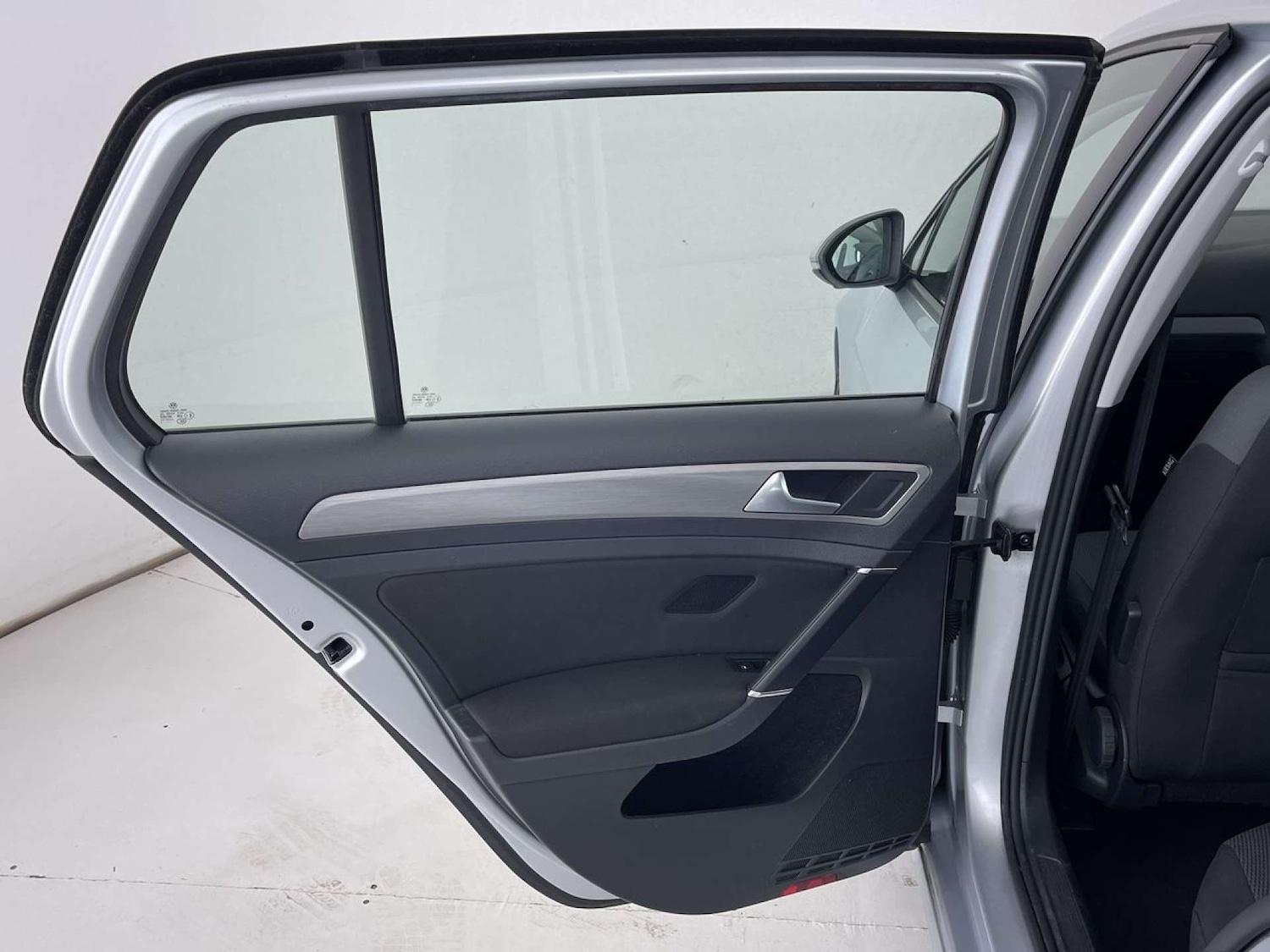 Used Volkswagen Golf 2015 for sale - 76861630: Photo 25