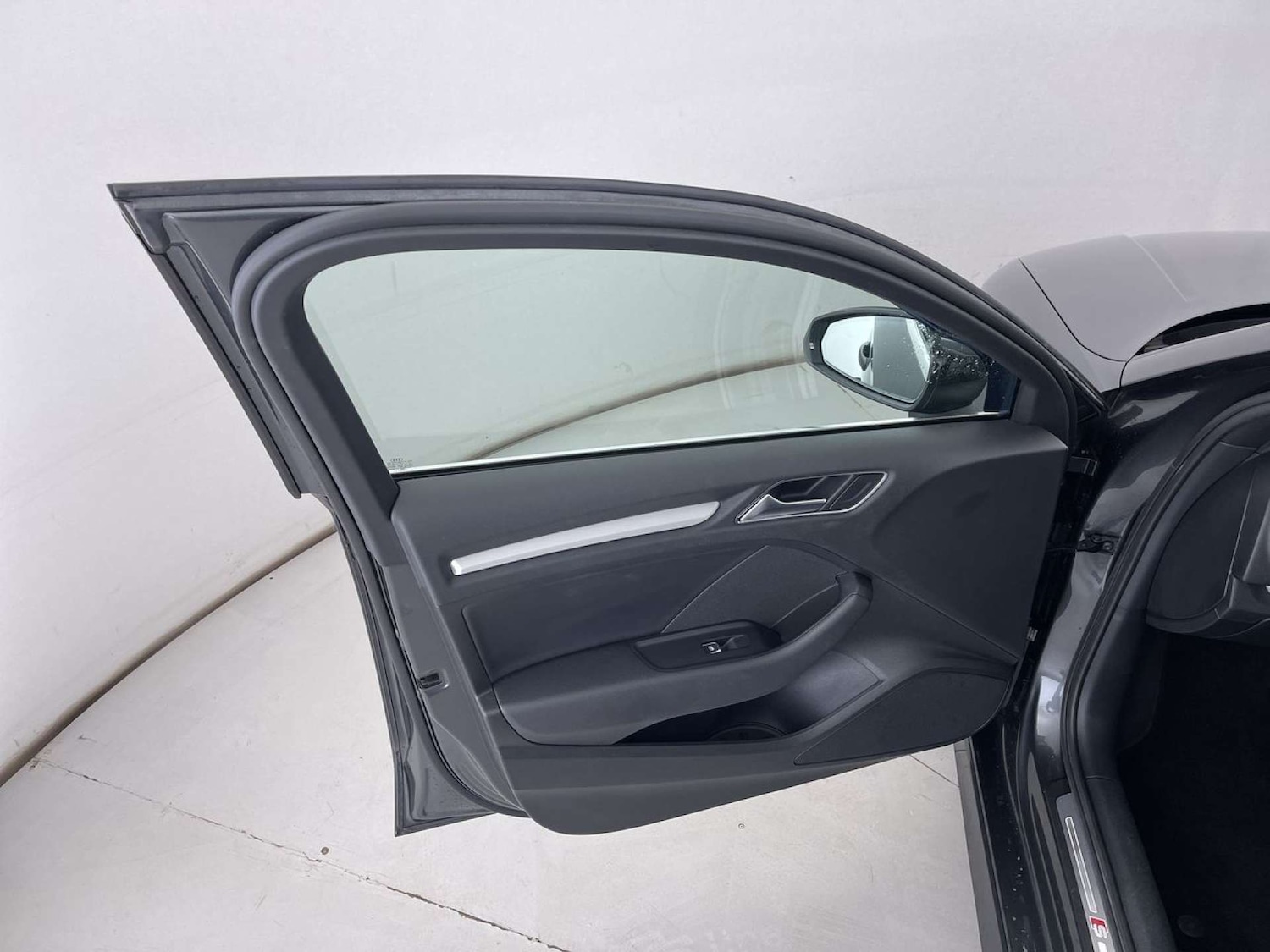 Used Audi A3 2017 for sale - 77700906: Photo 27