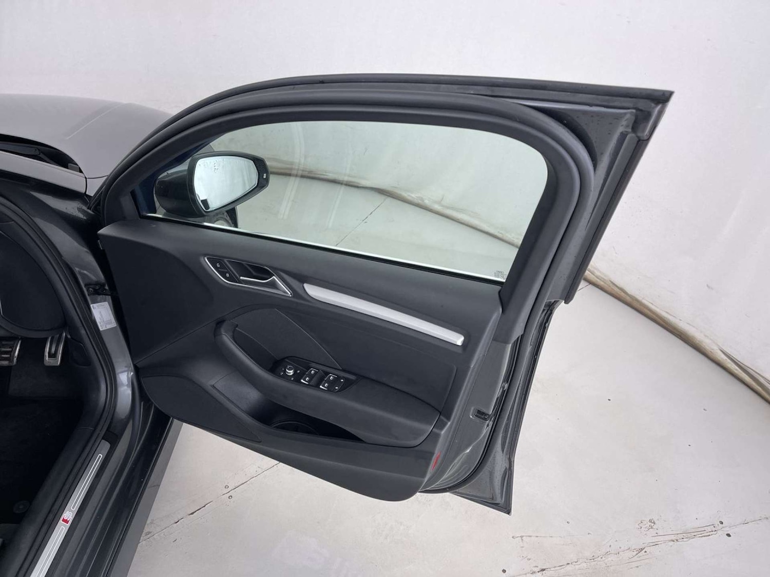 Used Audi A3 2017 for sale - 77700906: Photo 29