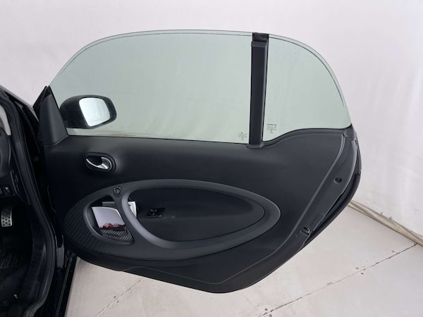 Used smart fortwo 2021 for sale - 76100791: Photo 27