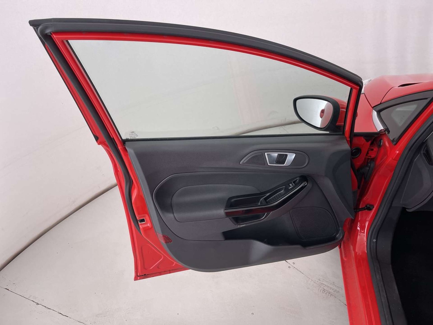 Used Ford Fiesta 2017 for sale - 76127589: Photo 27