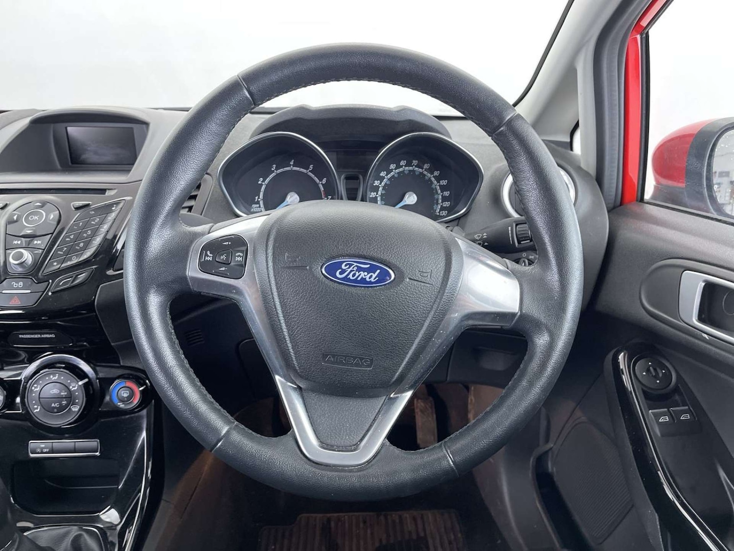 Used Ford Fiesta 2017 for sale - 76127589: Photo 36