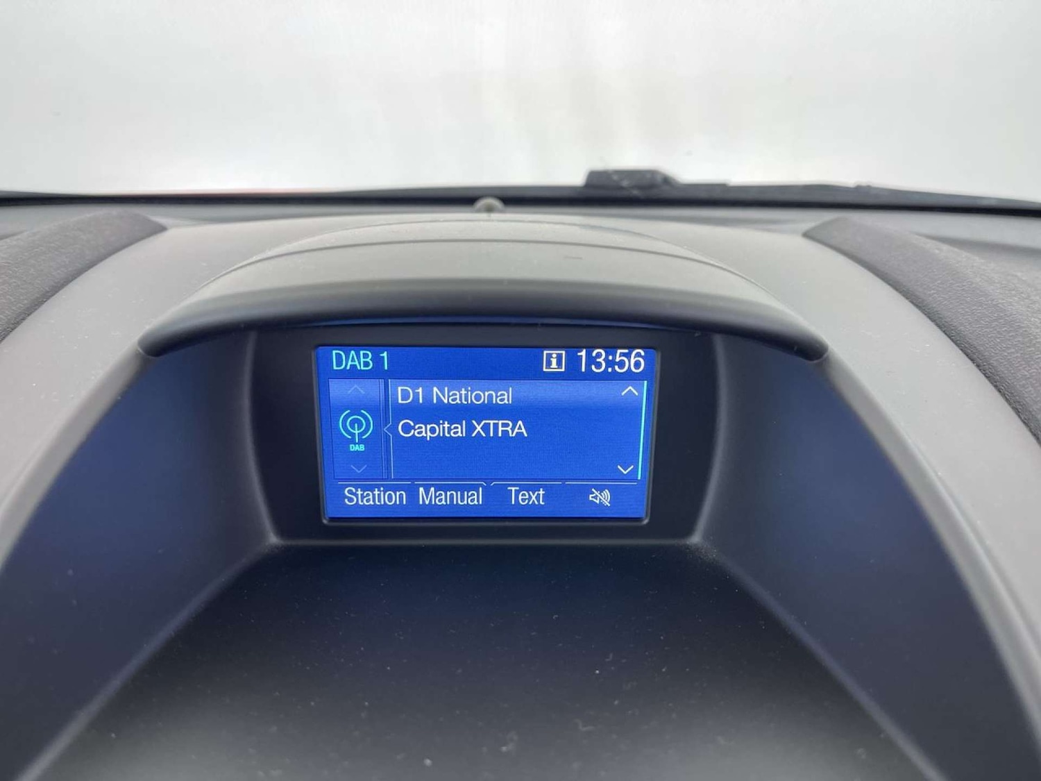 Used Ford Fiesta 2017 for sale - 76127589: Photo 41