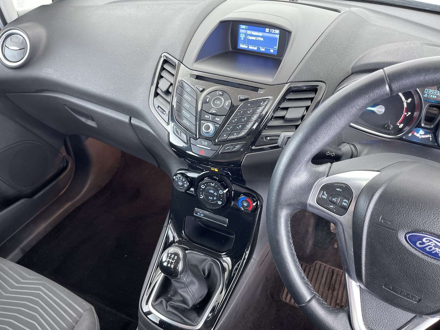 Used Ford Fiesta 2017 for sale - 76127589: Photo 44