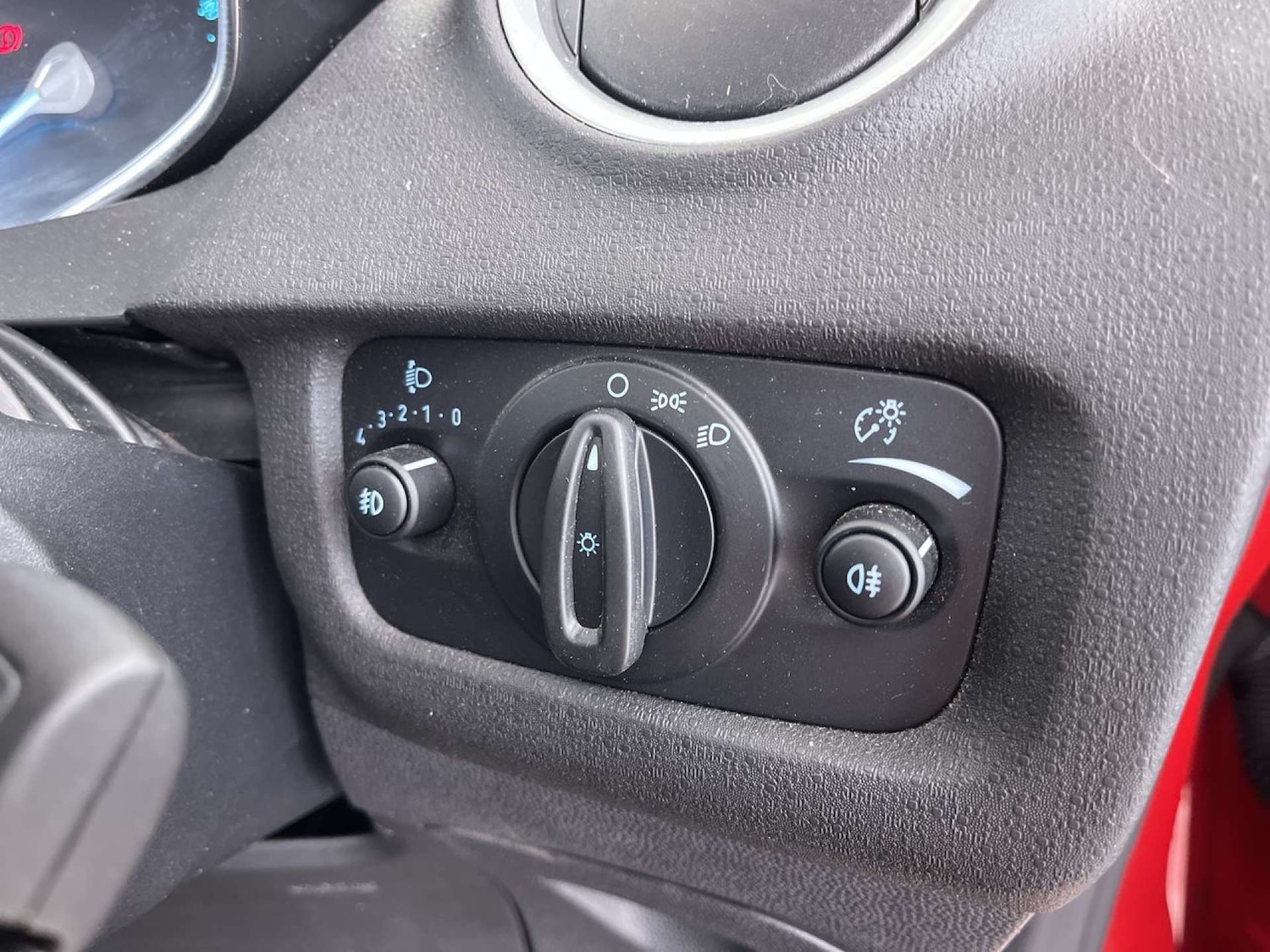 Used Ford Fiesta 2017 for sale - 76127589: Photo 48