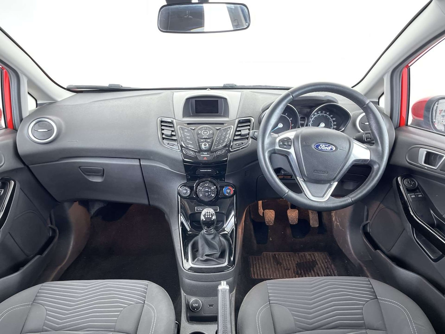 Used Ford Fiesta 2017 for sale - 76127589: Photo 8