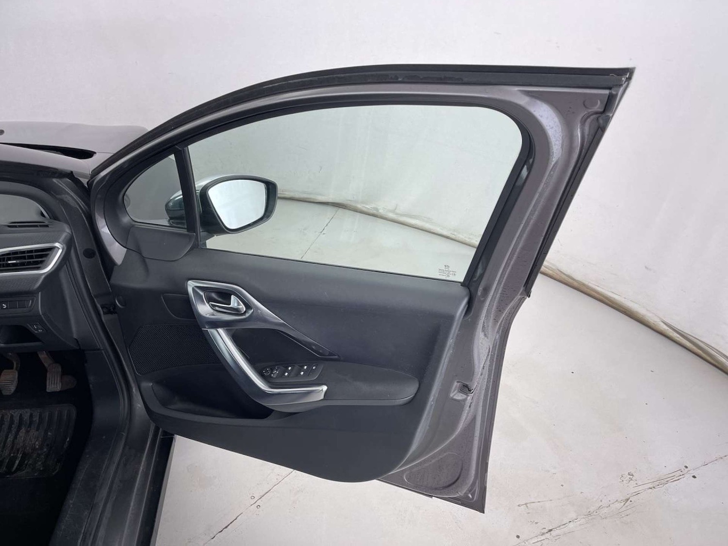 Used Peugeot 2008 2016 for sale - 77022493: Photo 29