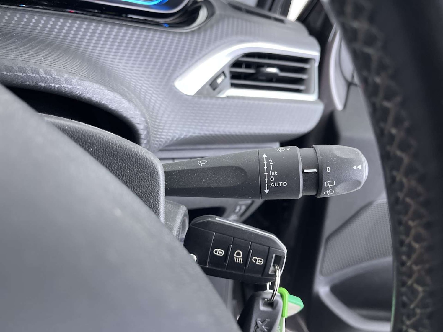 Used Peugeot 2008 2016 for sale - 77022493: Photo 53