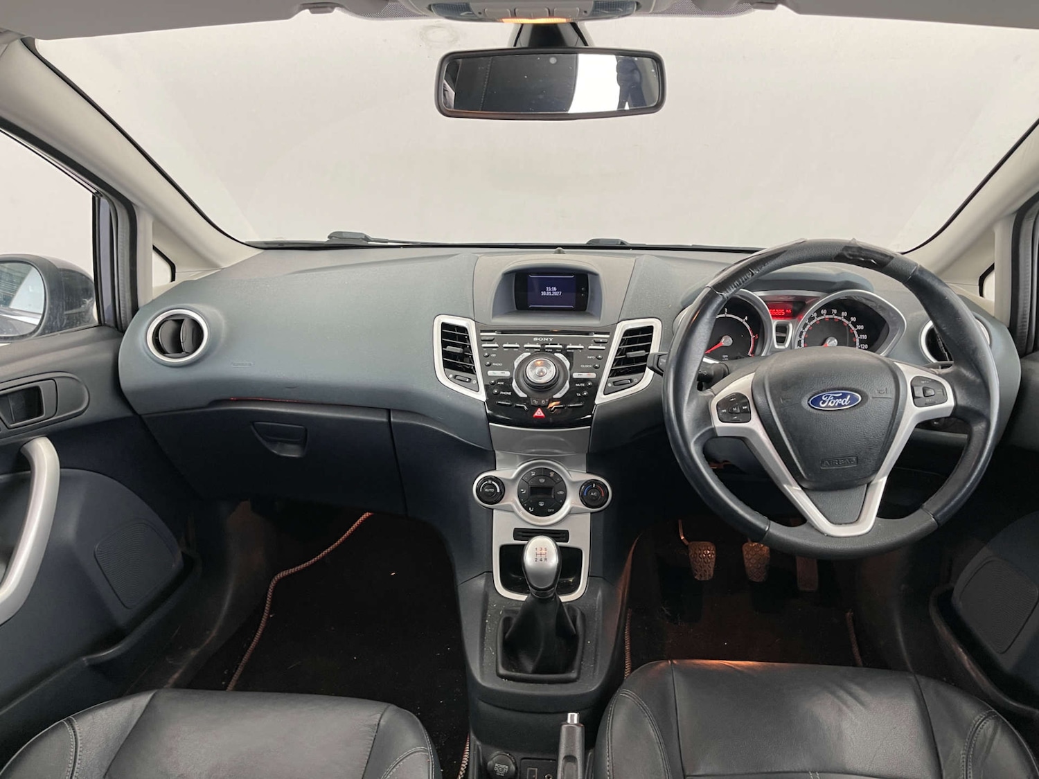 Used Ford Fiesta 2010 for sale - 77166032: Photo 10