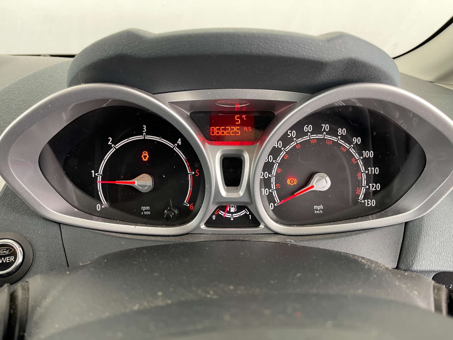 Used Ford Fiesta 2010 for sale - 77166032: Photo 12