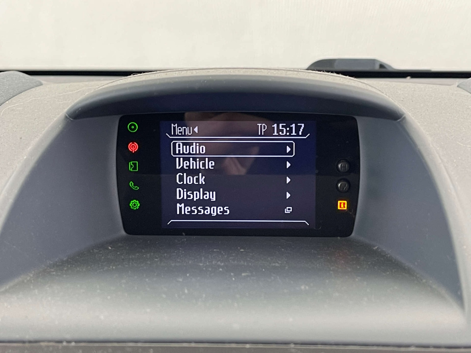 Used Ford Fiesta 2010 for sale - 77166032: Photo 13