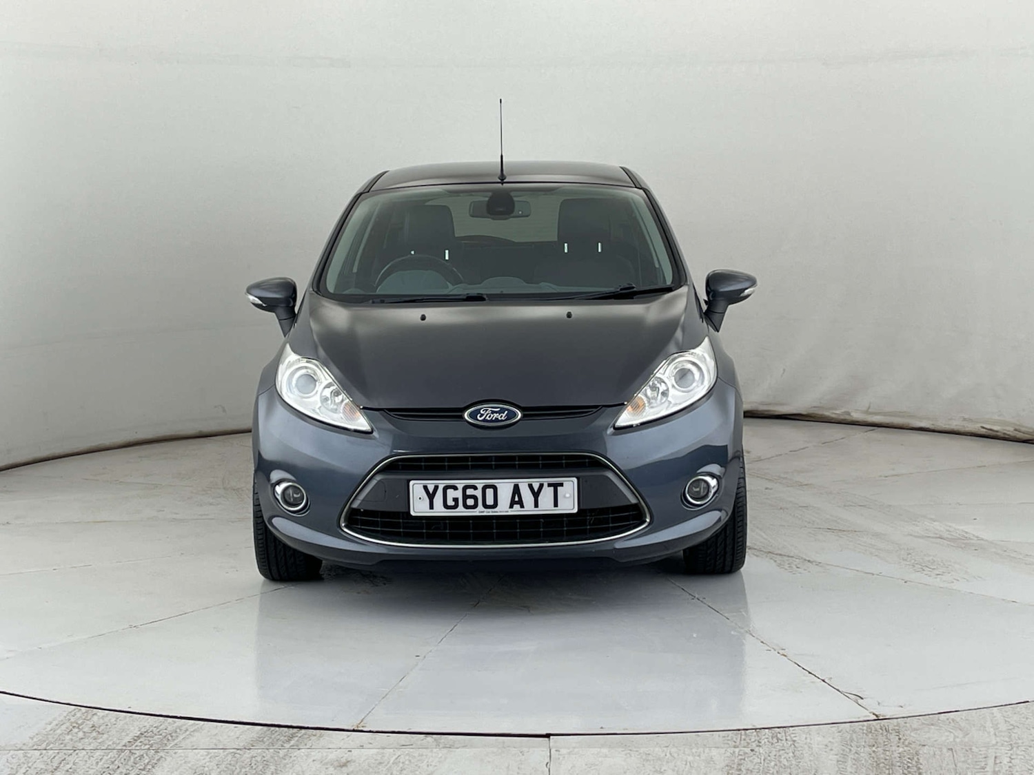 Used Ford Fiesta 2010 for sale - 77166032: Photo 2
