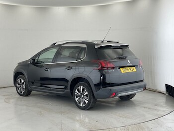 Used Peugeot 2008 2016 for sale - 75703749: Photo