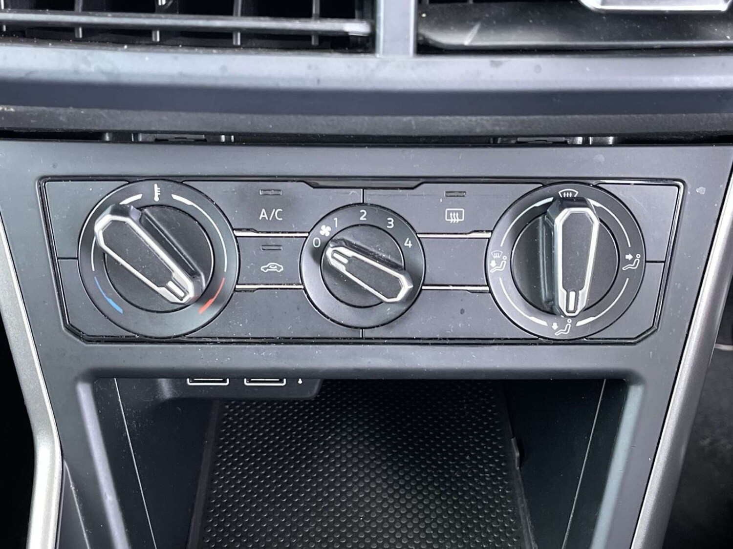 Used Volkswagen Polo 2018 for sale - 76509334: Photo 43