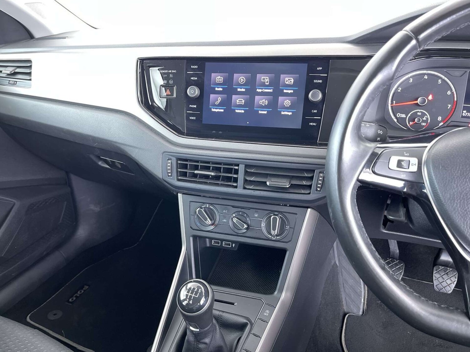 Used Volkswagen Polo 2018 for sale - 76509334: Photo 44